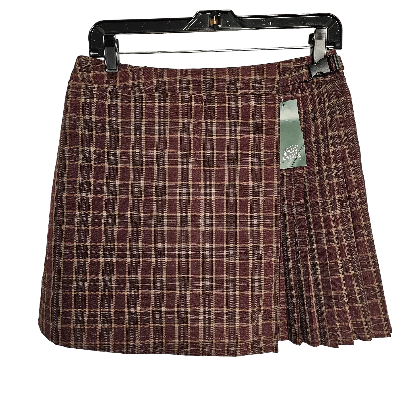 Skirt Mini & Short By Wild Fable  Size: M